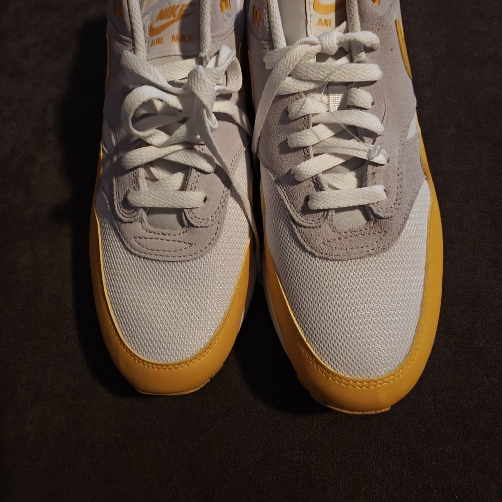 The Nike Air Max 1 Essential University Gold FZ5808-100 Men’s Size 11